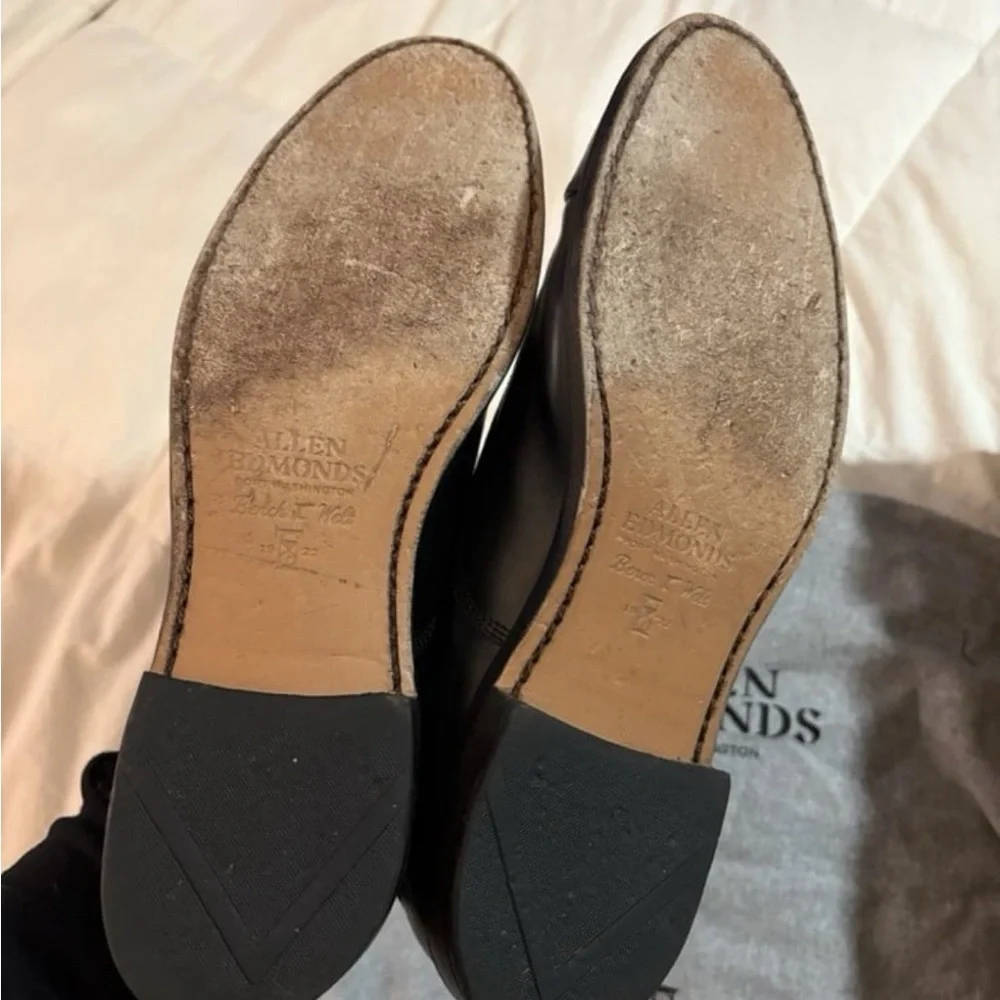 Allen Edmonds “Park Avenue” Black Calfskin Cap-Toe Balmoral Oxford Dress Shoes - Picture 5 of 5